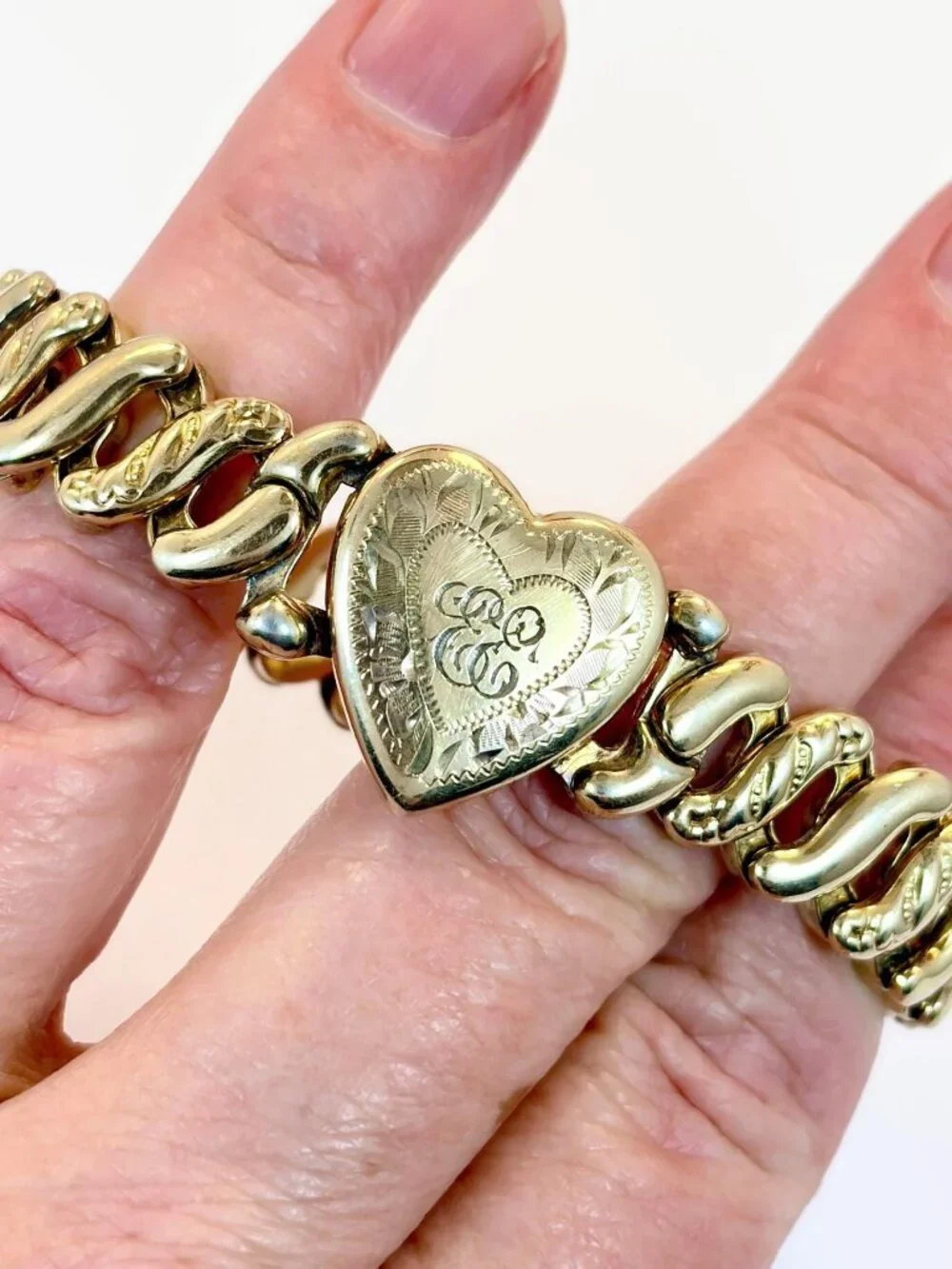 Sweetheart Bracelet, Expansion, Heart, Locket,Vintage, 40s, La Mode, Gold